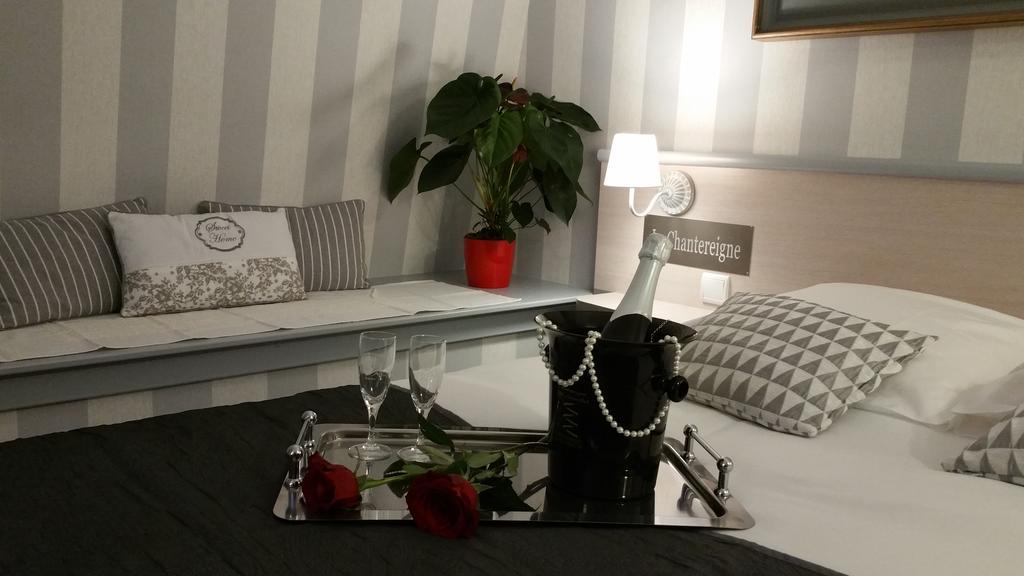 Hotel Le Chantereigne Les Noes-pres-Troyes Ngoại thất bức ảnh
